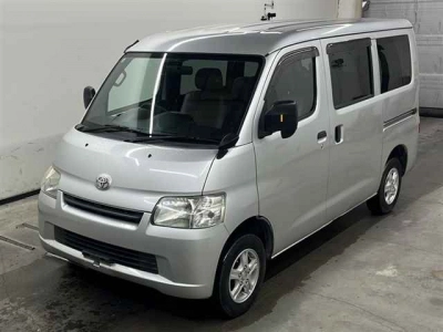 TOYOTA TOWN ACE VAN