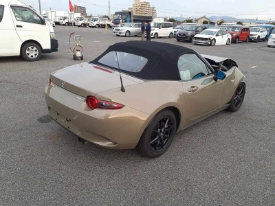 MAZDA ROADSTER