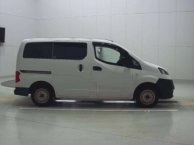 NISSAN NV200 VANETTE VAN