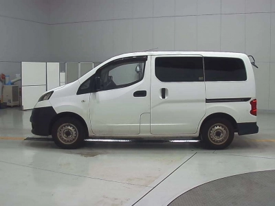 NISSAN NV200 VANETTE VAN
