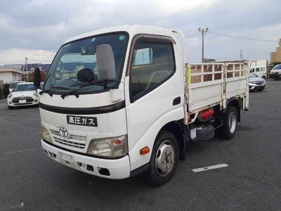 TOYOTA DYNA TRUCK