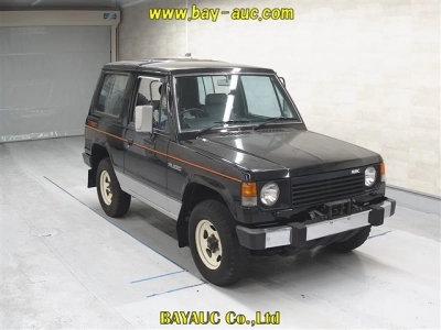 MITSUBISHI PAJERO