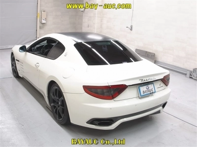 MASERATI GRANTURISMO