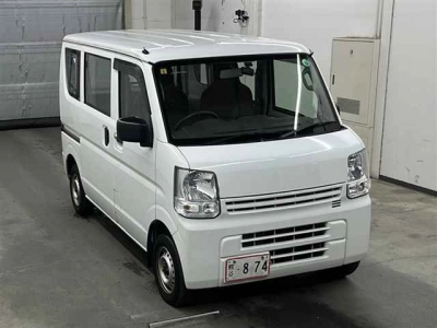 NISSAN NV100 CLIPPER