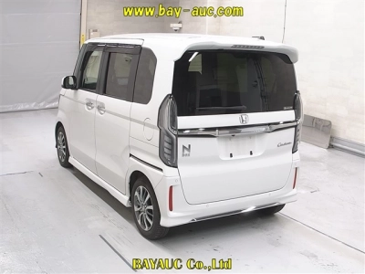 HONDA N BOX CUSTOM