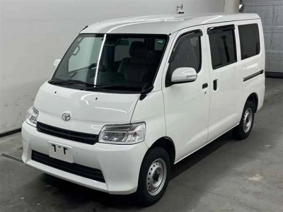 TOYOTA TOWN ACE VAN