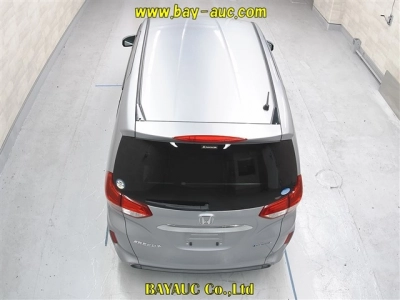 HONDA FREED + HYBRID