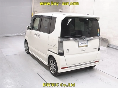 HONDA N BOX CUSTOM