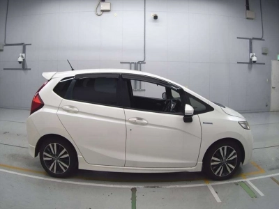 HONDA FIT HYBRID