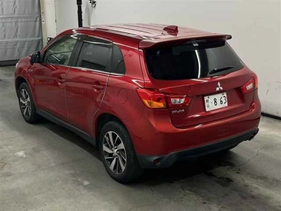 MITSUBISHI RVR