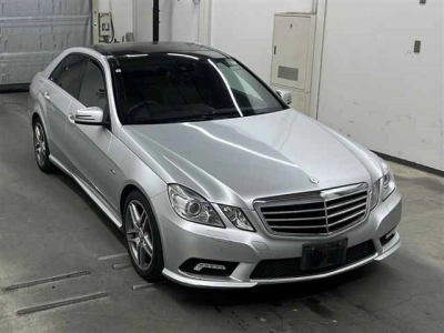 MERCEDES BENZ E CLASS