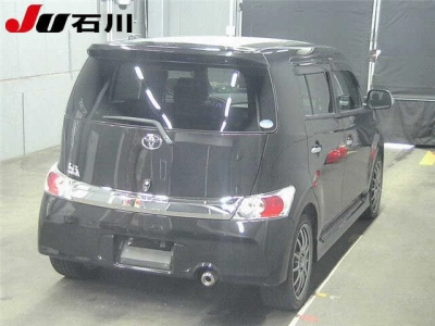 TOYOTA BB
