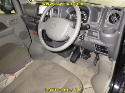 NISSAN NV100 CLIPPER