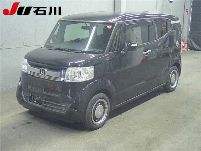 HONDA N-BOX SLASH