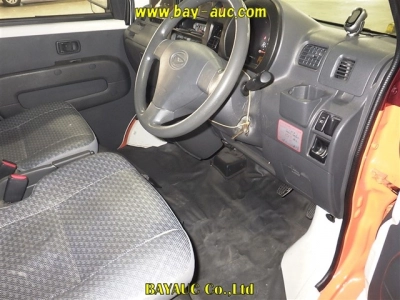 DAIHATSU HIJET CARGO