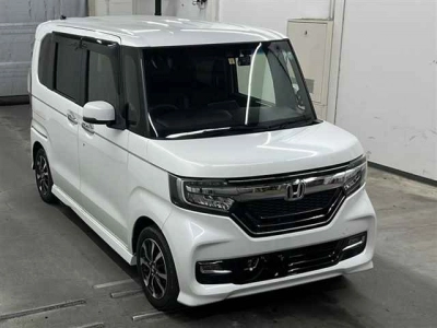 HONDA N BOX CUSTOM