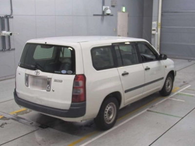 TOYOTA SUCCEED VAN