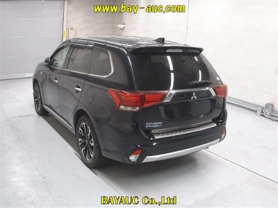 MITSUBISHI OUTLANDER PHEV