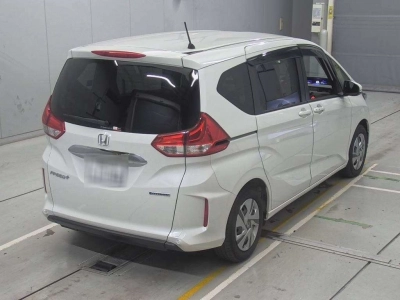 HONDA FREED + HYBRID