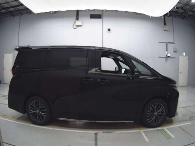 TOYOTA VELLFIRE HYBRID