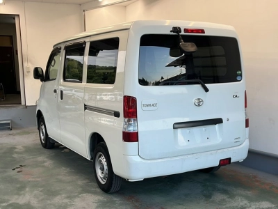 TOYOTA TOWN ACE VAN