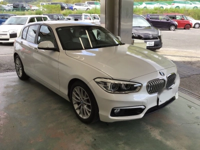 BMW 1 SERIES