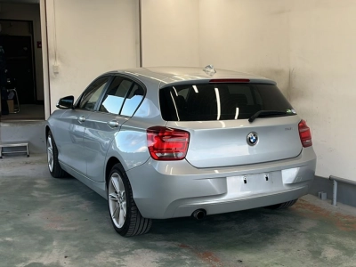 BMW 1 SERIES