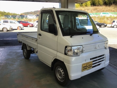 MITSUBISHI MINICAB TRUCK