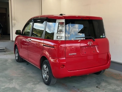 TOYOTA SIENTA