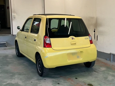 DAIHATSU ESSE