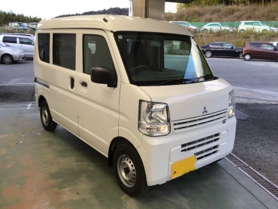 MITSUBISHI MINICAB