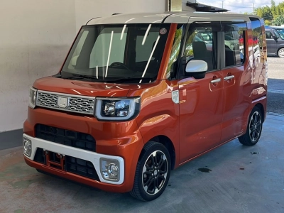 DAIHATSU WAKE