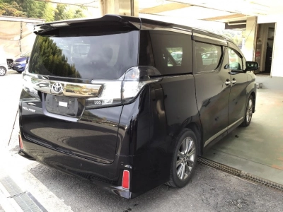 TOYOTA VELLFIRE
