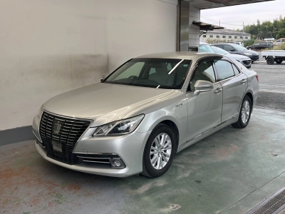 TOYOTA CROWN HYBRID