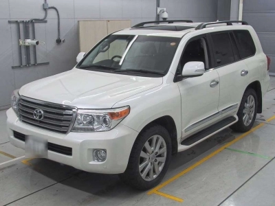 TOYOTA LAND CRUISER