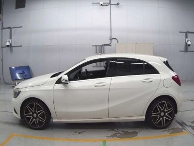 MERCEDES BENZ A CLASS