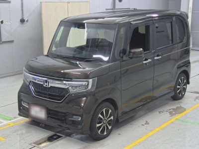 HONDA N BOX CUSTOM
