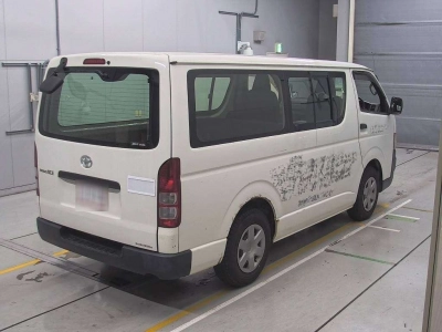 TOYOTA REGIUS VAN