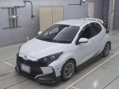TOYOTA YARIS