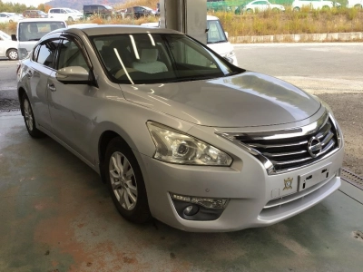 NISSAN TEANA