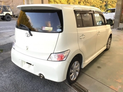 TOYOTA BB