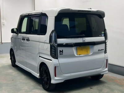 HONDA N BOX CUSTOM