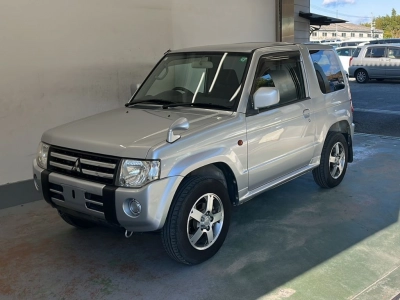 MITSUBISHI PAJERO MINI