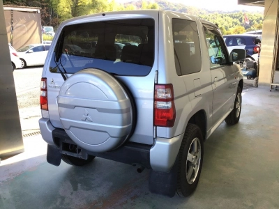 MITSUBISHI PAJERO MINI