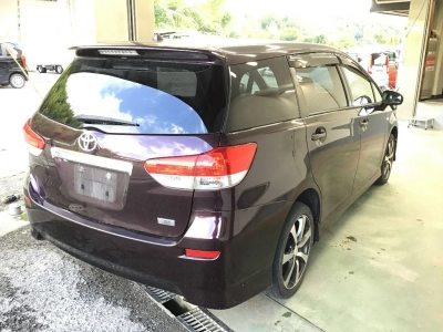 TOYOTA WISH