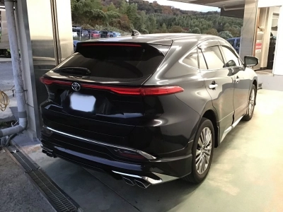 TOYOTA HARRIER