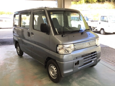 MITSUBISHI MINICAB