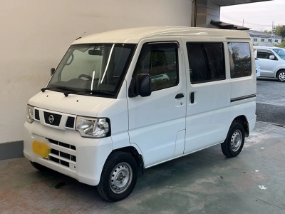 NISSAN NV100 CLIPPER
