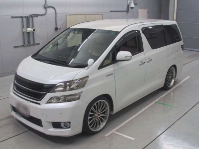 TOYOTA VELLFIRE HYBRID