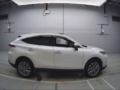 TOYOTA HARRIER HYBRID